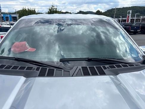 Used 2025 Ford F150 XLT w/ Equipment Group 302A MID AWD/4WD image 22