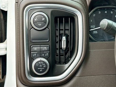 Used 2019 GMC Sierra 1500 SLT w/ SLT Premium Package image 11