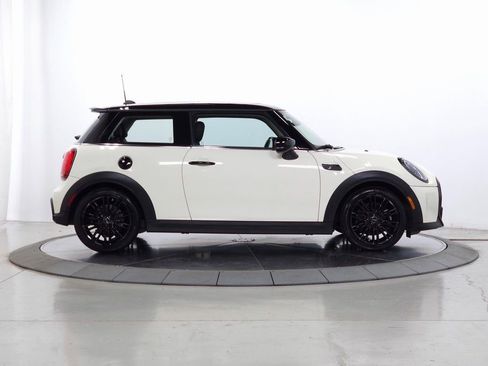 Used 2022 MINI Cooper S w/ Premium Package image 10