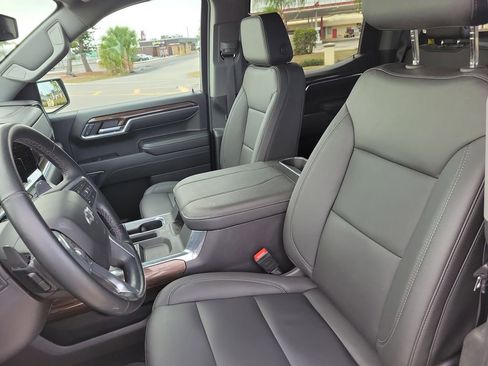 Used 2024 Chevrolet Silverado 1500 LT Trail Boss w/ Convenience Package II image 20