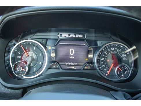 Certified 2025 RAM 2500 Big Horn AWD/4WD image 39