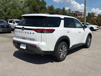 New 2026 Nissan Pathfinder SL