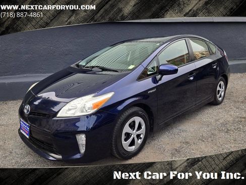 Used 2013 Toyota Prius Four FWD image 1