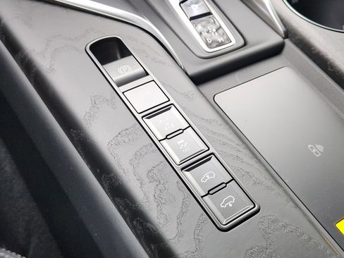 New 2026 Lexus LX 700h Luxury image 12