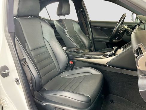 Used 2020 Lexus IS 300 F Sport w/ F Sport Package RWD image 29
