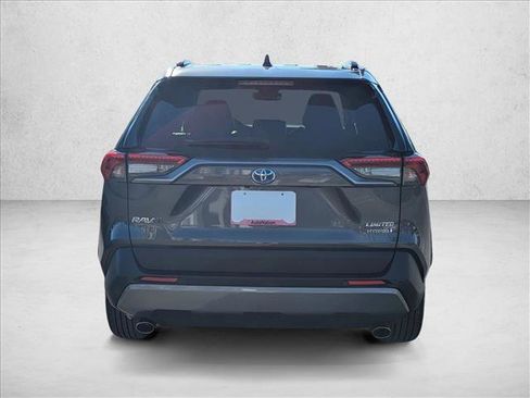 Used 2021 Toyota RAV4 Limited image 7