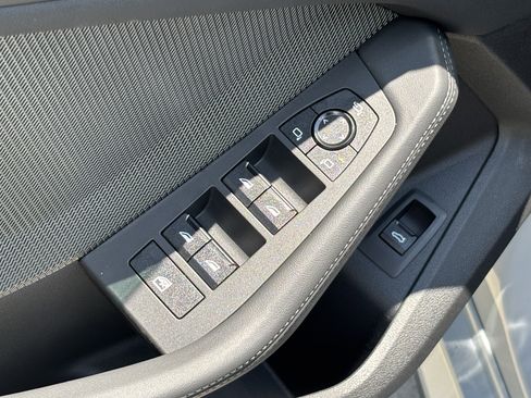 Used 2025 BMW M235i xDrive image 14