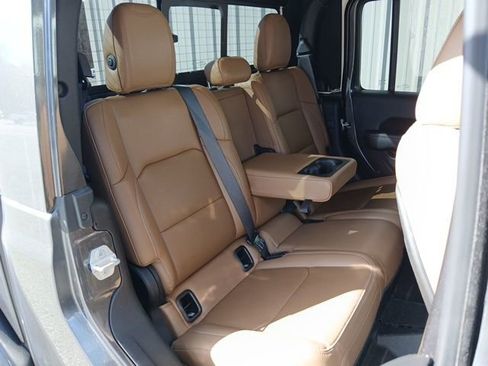 Used 2020 Jeep Gladiator Rubicon image 36