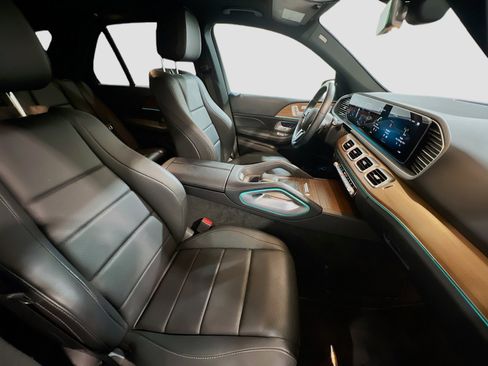 Used 2021 Mercedes-Benz GLE 350 4MATIC w/ Premium Package image 24