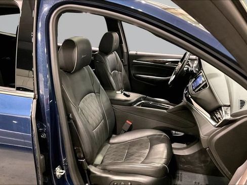Used 2023 Buick Enclave Avenir w/ Avenir Technology Package AWD/4WD image 9