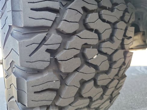 Used 2023 Ford F150 Raptor image 32