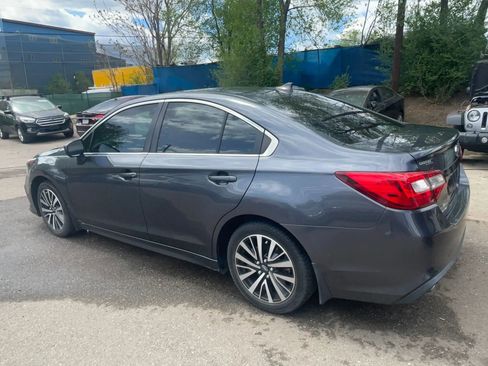 Used 2019 Subaru Legacy 2.5i Premium w/ Popular Package #2A AWD/4WD image 4