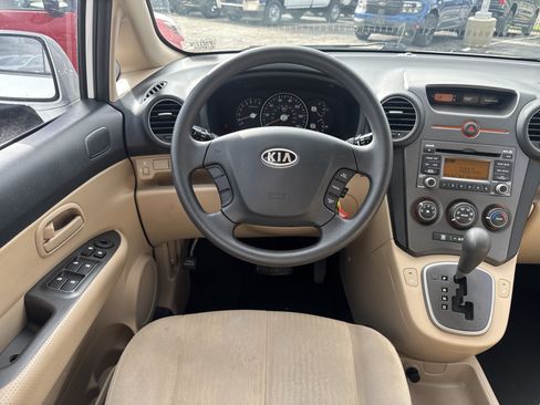 Used 2009 Kia Rondo LX FWD image 22