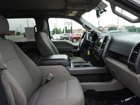 Used 2018 Ford F150 XLT w/ Equipment Group 302A Luxury AWD/4WD image 29