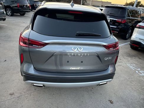 Certified 2024 INFINITI QX50 Luxe image 17
