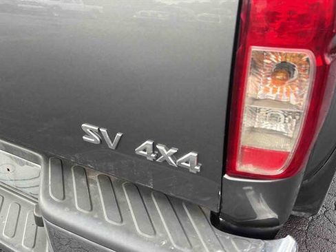 Used 2019 Nissan Frontier SV AWD/4WD image 9
