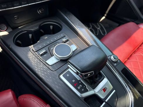 Used 2019 Audi S4 Premium Plus w/ Premium Plus Package AWD/4WD image 19