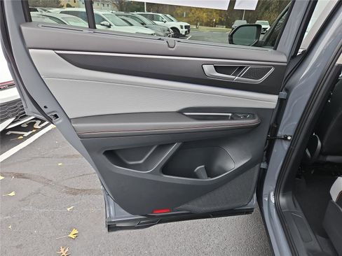 New 2026 Volkswagen Atlas Peak Edition image 23