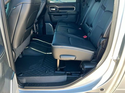 New 2026 RAM 3500 Laramie AWD/4WD image 21
