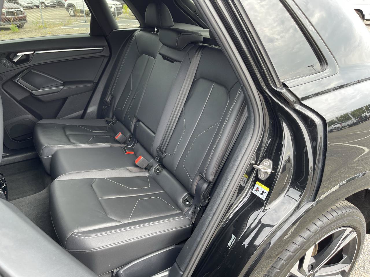 Used 2023 Audi Q3 2.0T Premium Plus w/ Premium Plus Package AWD/4WD image 28