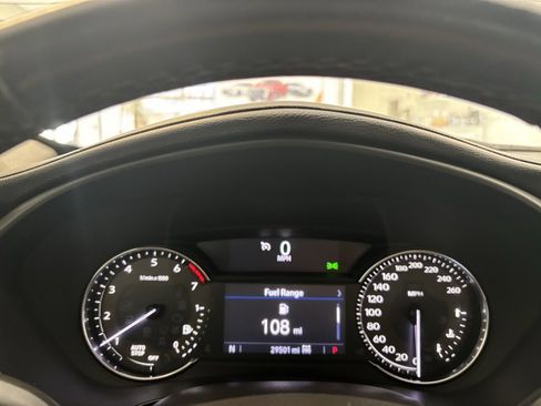 Certified 2022 Cadillac XT4 Luxury image 15