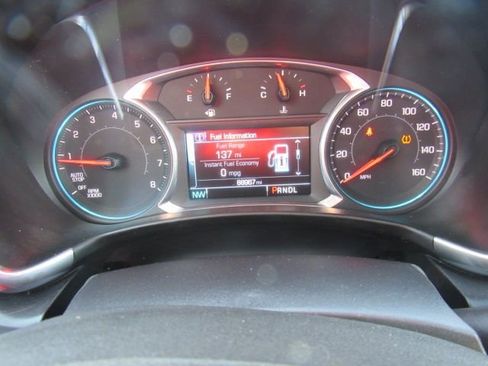 Used 2018 Chevrolet Equinox LT w/ Sun & Infotainment Package image 14