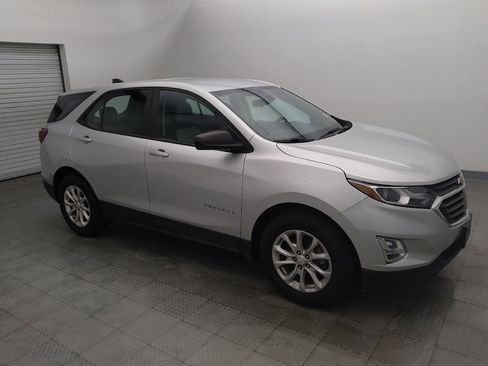 Used 2020 Chevrolet Equinox LS FWD image 11