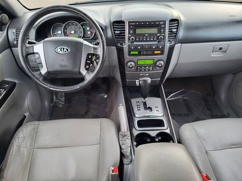 Used 2008 Kia Sorento EX w/ Luxury Pkg image 13