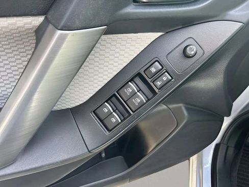 Used 2018 Subaru Forester 2.5i w/ Alloy Wheel Package image 9