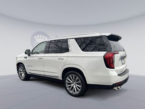 Used 2023 GMC Yukon Denali w/ Denali Reserve Package image 4