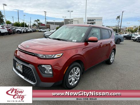 Used 2020 Kia Soul LX FWD image 1
