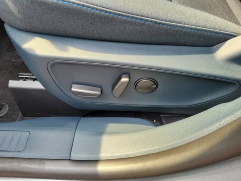 New 2025 Ford Maverick XLT w/ XLT Luxury Package image 18