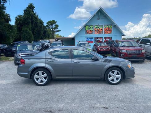 Used 2013 Dodge Avenger SE FWD image 6