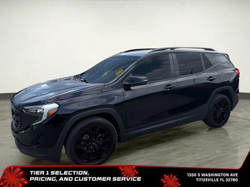 Certified 2021 GMC Terrain SLT w/ Elevation Edition FWD image 3