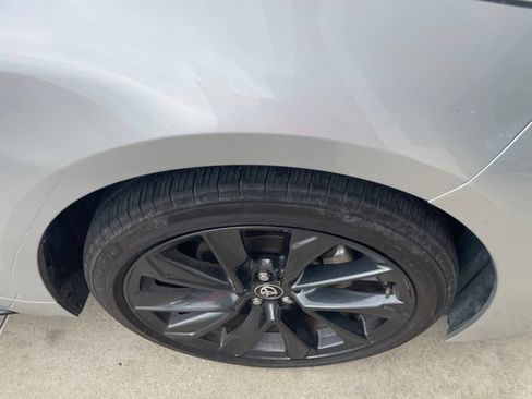 Used 2025 Toyota Corolla SE FWD image 6