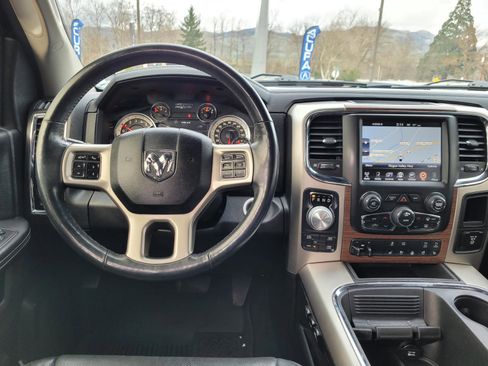 Used 2017 RAM 1500 Laramie w/ Convenience Group image 16