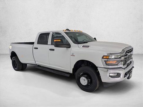 New 2026 RAM 3500 Tradesman AWD/4WD image 6