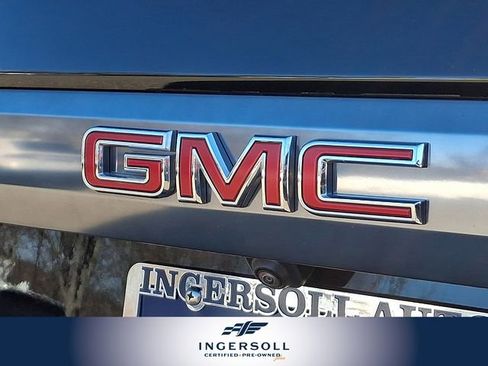 Used 2024 GMC Yukon XL AT4 image 33