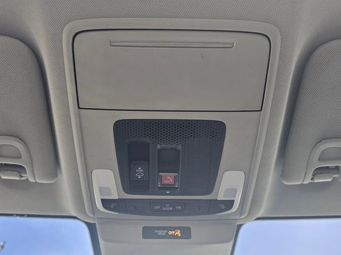 Used 2023 Honda Accord EX image 32