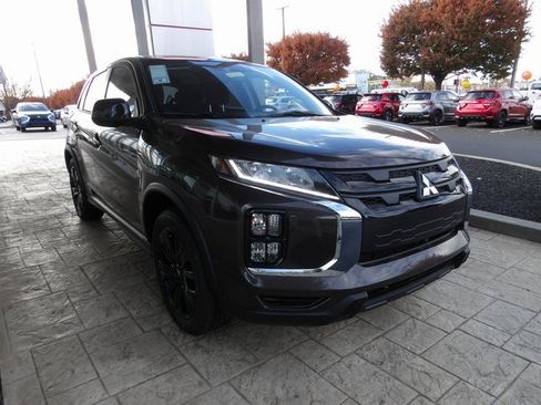 New 2025 Mitsubishi Outlander Sport LE image 3