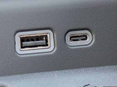 New 2026 Chevrolet Suburban Premier w/ Sun And Tow Package image 24