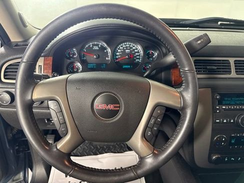 Used 2012 GMC Sierra 2500 SLT w/ SLT Convenience Package AWD/4WD image 18