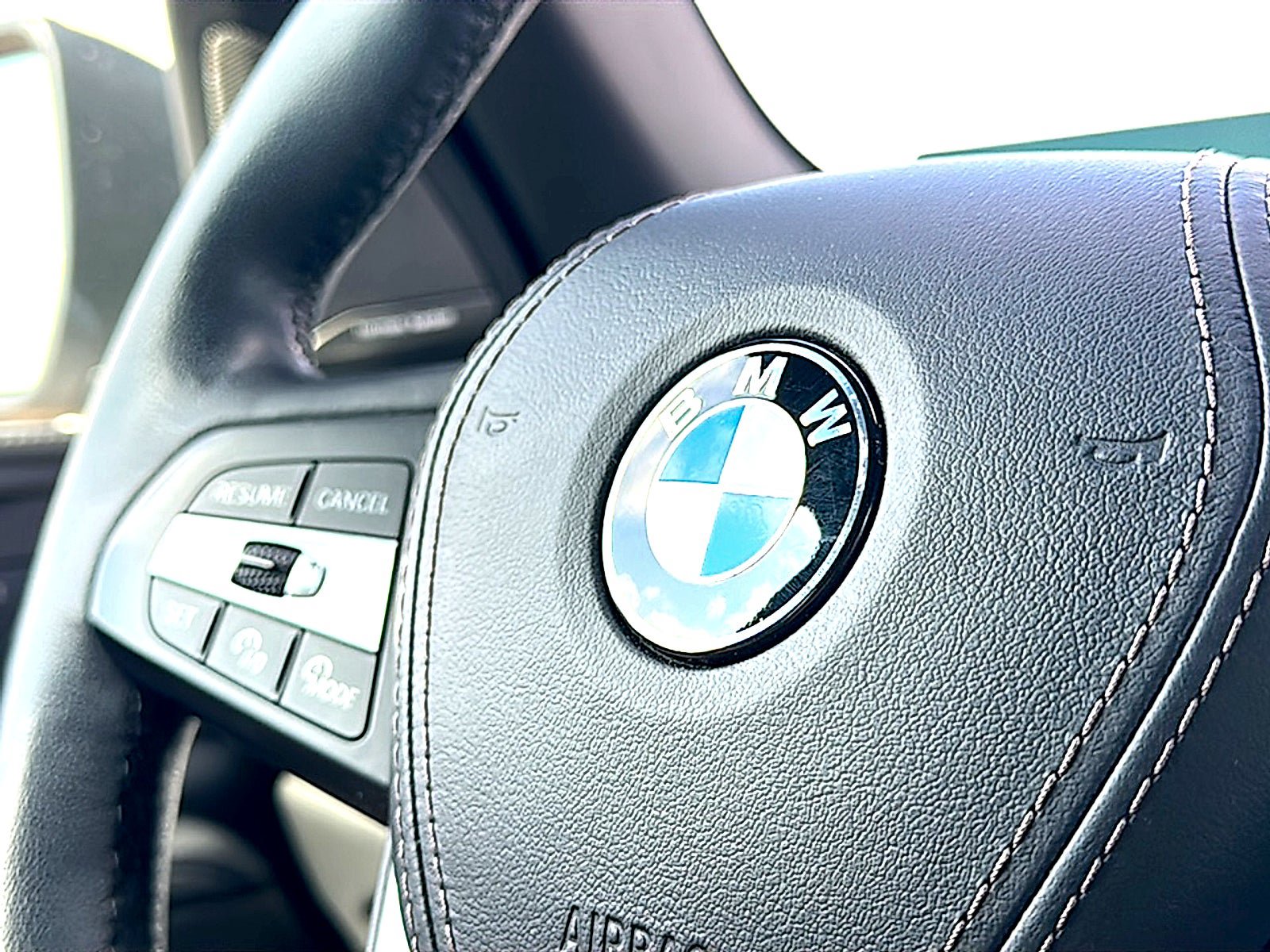 Used 2024 BMW X5 xDrive40i w/ Premium Package AWD/4WD image 35