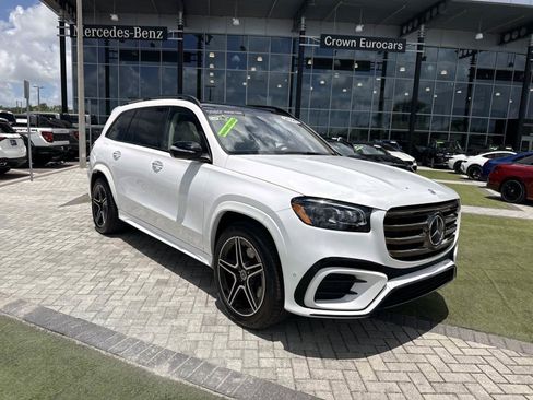 Certified 2026 Mercedes-Benz GLS 450 4MATIC image 7
