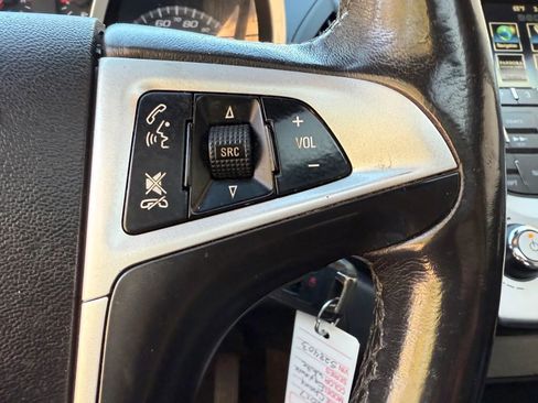 Used 2017 Chevrolet Equinox Premier w/ Enhanced Convenience Package image 22