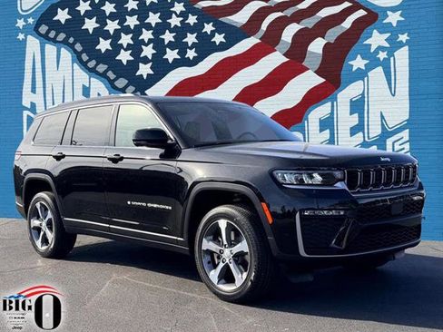 New 2026 Jeep Grand Cherokee L Limited RWD image 1