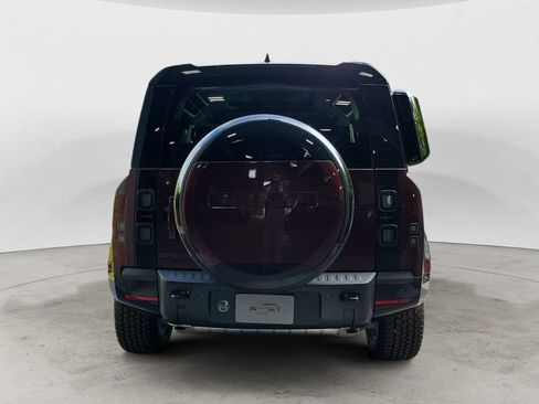 New 2026 Land Rover Defender 90 X-Dynamic SE AWD/4WD image 4