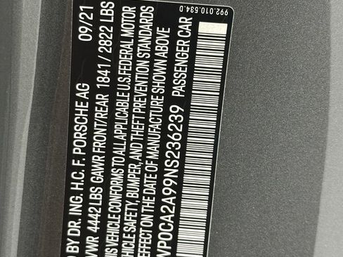 Used 2022 Porsche 911 Carrera image 31