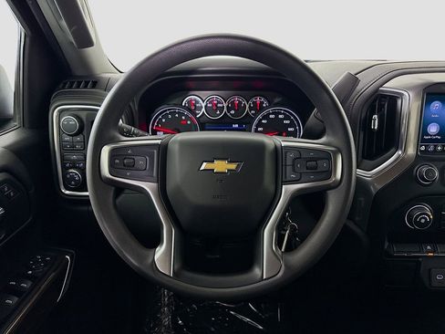 Used 2020 Chevrolet Silverado 1500 LT AWD/4WD image 12