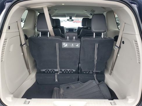 Used 2017 Chrysler Pacifica Touring-L Plus image 35